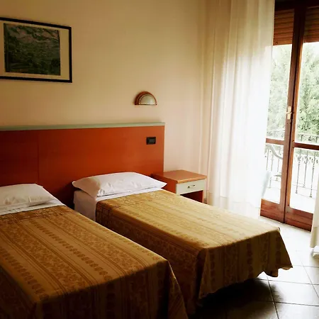 Eden Hotel