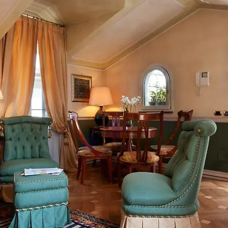 Hotel Petit Palais De Charme Milán