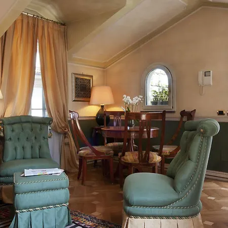 Hotel Petit Palais De Charme Milano