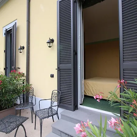Charly Hotel