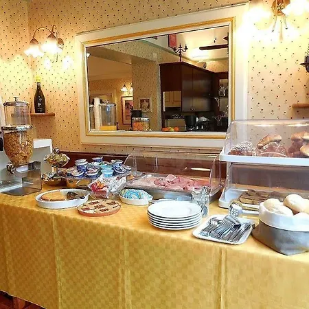 Charly Hotel Mediolan