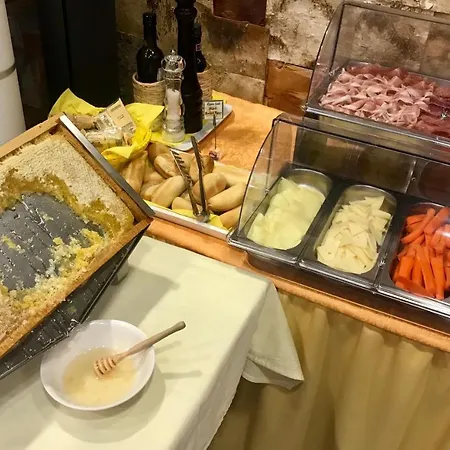 Szálloda Mihotel Milánó