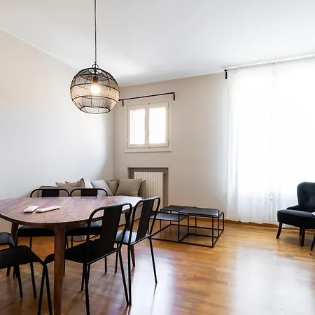 Residenza Cornaggia Apartment *