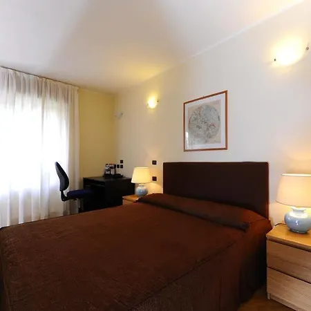 Lägenhetshotell Corvetto Porto Di Mare Milano