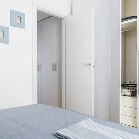 Home At Hotel Corso Xxii Marzo شقة *
