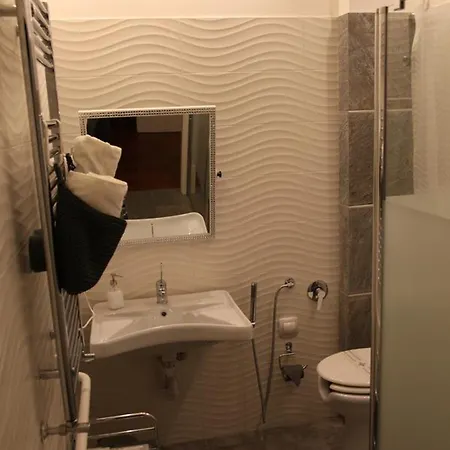 Atmos Luxe Navigli Vandrerhjem Milano