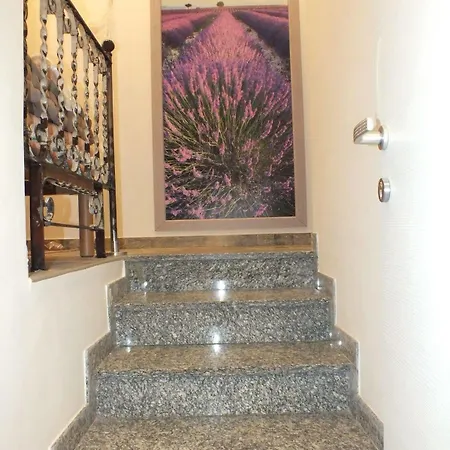 Vandrerhjem Atmos Luxe Navigli *