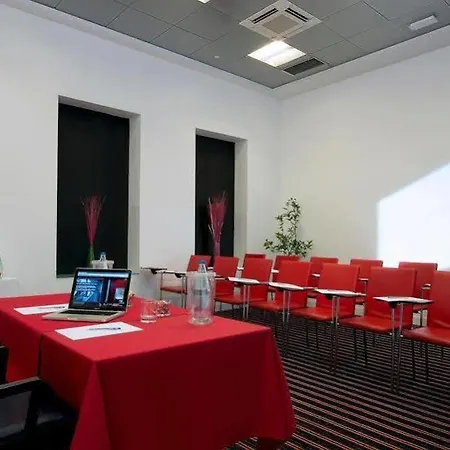Hotel Cdh Niguarda 4*