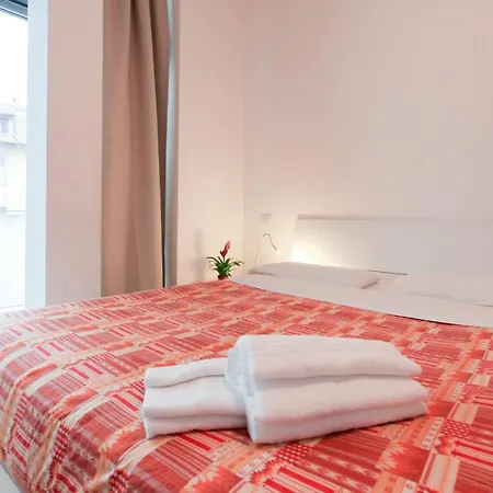 Pensionat Red Line Division Milano