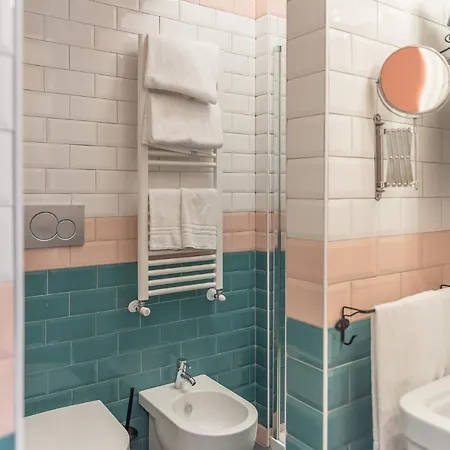 Apartman Monocase