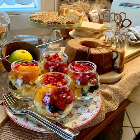 Porta Ronca - B&b, & Apts ロー