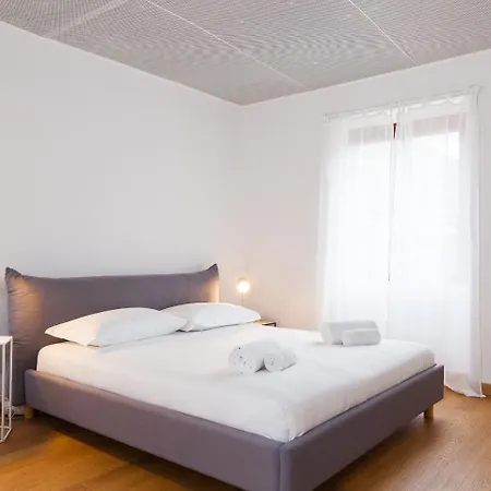 Easyhomes - Spiga Appartement Milaan