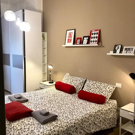 Curtatone 25 New * Milán