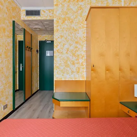 Ginosi Arizona Milánó