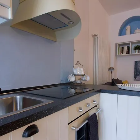 Italianway Easy - Lambro 12 * ミラノ