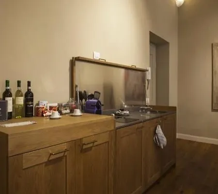 Apartment Hemeras Boutique Homes - 4 Luxury In Fashion District Milan