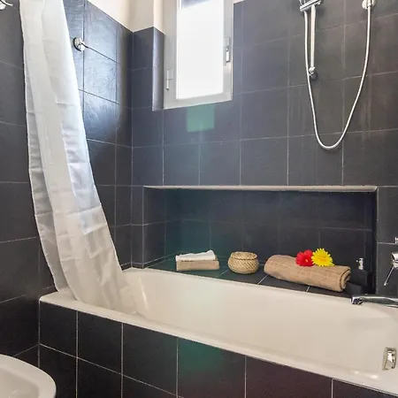 Alessia's Flat- Isola M5 *