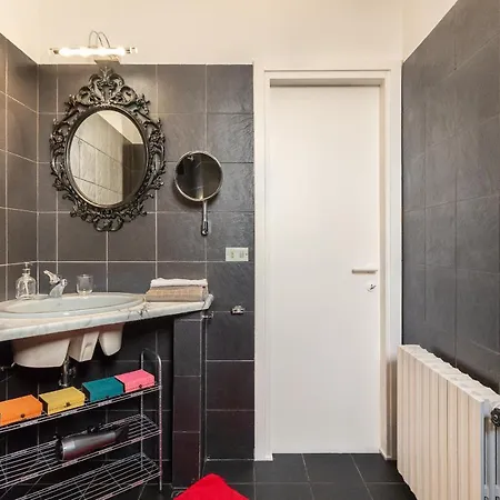 Alessia's Flat- Isola M5 Milan