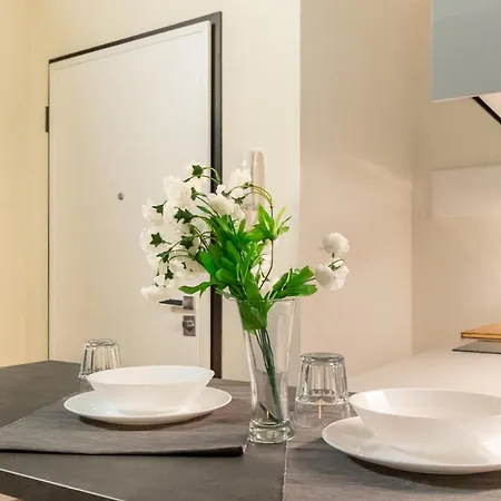 Alessia's Building- Affori Fn