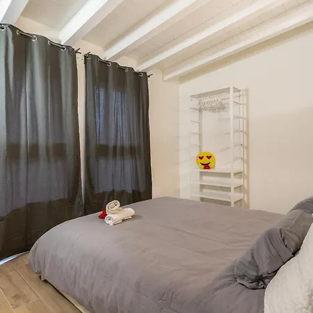 Alessia's Building- Affori Fn