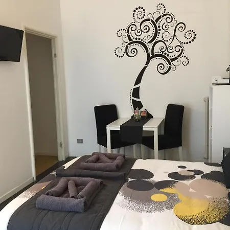 Ciprosette Casa Marylin Milan
