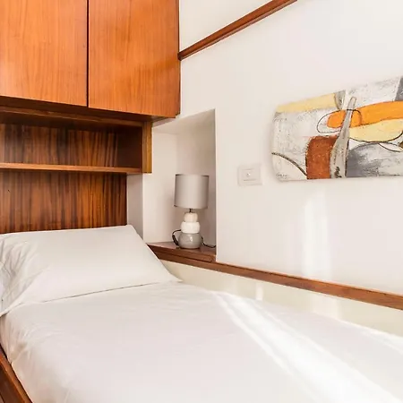 Appartement Living - Via Fiori Chiari 26 Milaan
