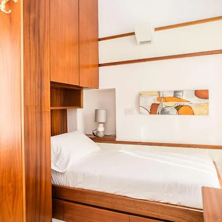 Appartement Living - Via Fiori Chiari 26