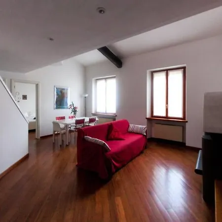 Apartment 39 Via Guglielmo Silva *