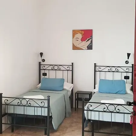 Affittacamere I Am Here - Gioia66 2*