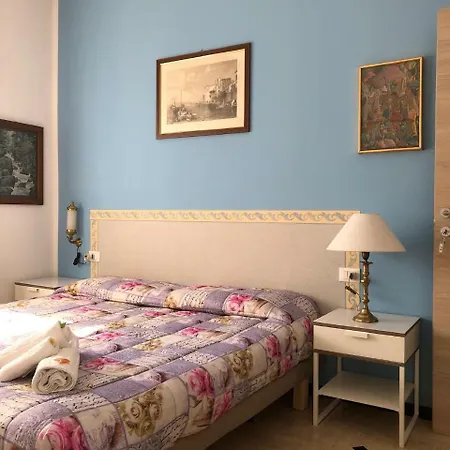 Homestay Vittorio Veneto Vendégház *