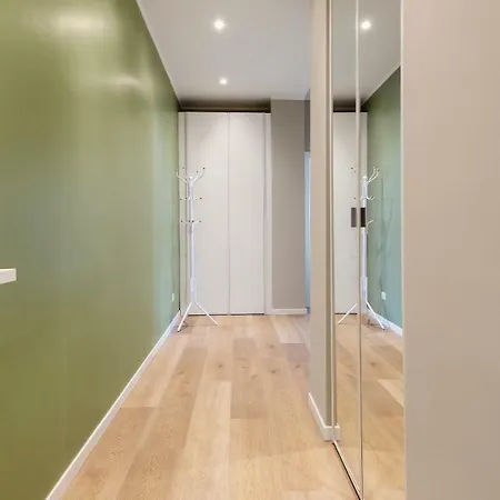 Italianway Easy - Largo Allegri 4 * Милан