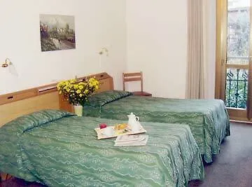 Adler 3* Milano