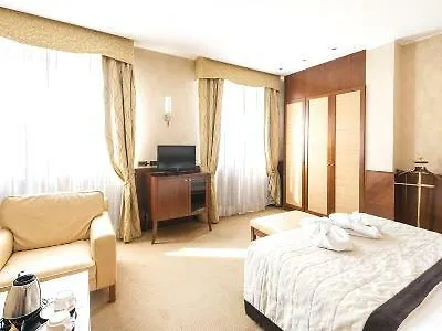 アスコット 4*