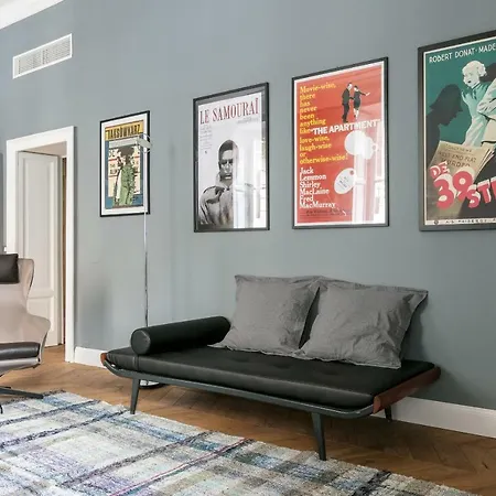 Via Francesco Guicciardini By Onefinestay Milán