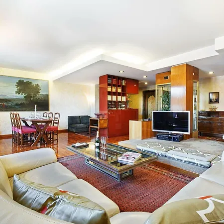 Suitelowcost - San Babila Duomo Hotel *