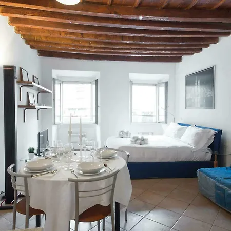 Hotel Suitelowcost - San Babila Duomo *