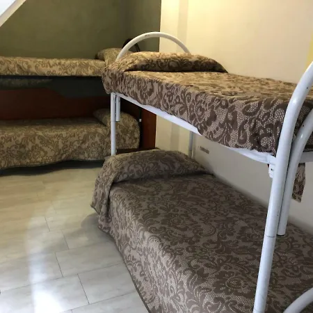 Hostel Old *