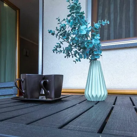 Appartamento Altido For 4 With Terrace In A Quiet Residential Area *