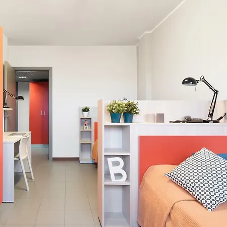 Konukevi Campus Certosa Milano