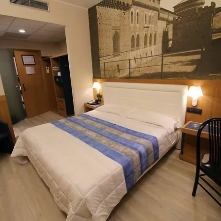 Domenichino Hotel