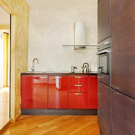 Moscova Balcony Flat Apartment Milan