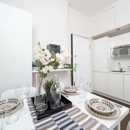 The Rent - Cozy One Bedroom In * Milano