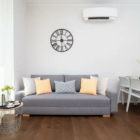 The Rent - Cozy One Bedroom In *