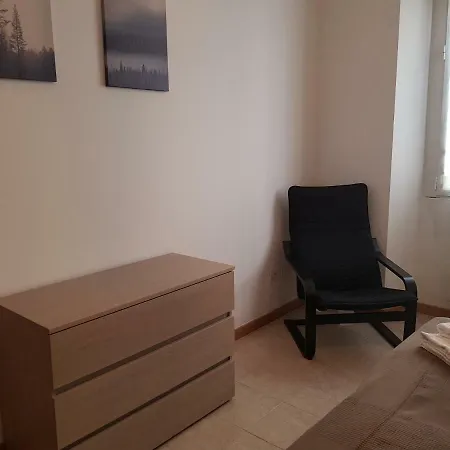 Comfortable Near Station P3
