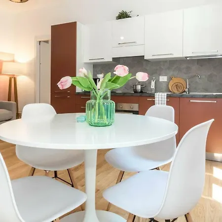 Joivy Bright For 4 Next To Life * Milano