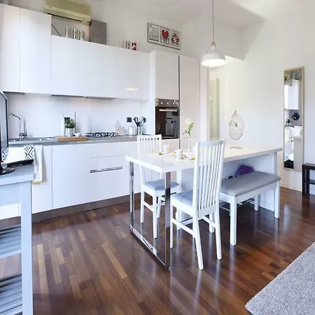 Apartment Hintown Evergreen Area *