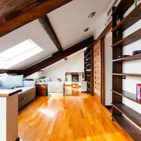 Easyhomes - Corso Maroncelli Milão