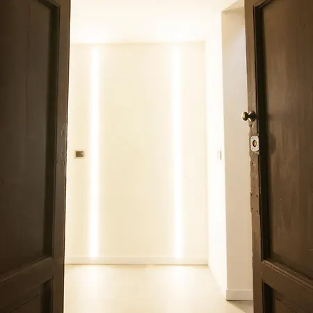 Alessia's Flat - Mac Mahon شقة ميلان