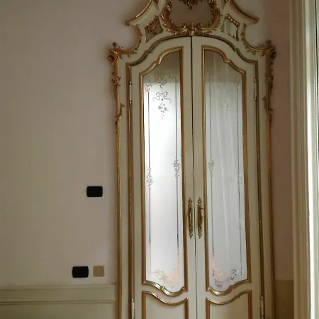 Antica Dimora 3* Milan