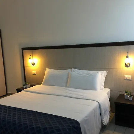 Esco Hotel